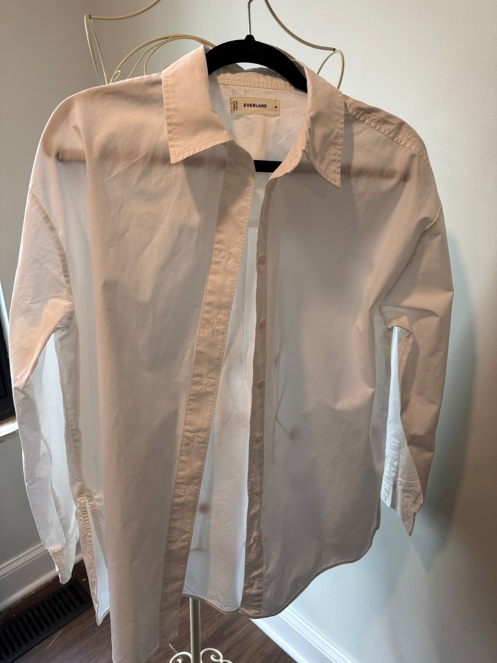 Everlane White Wonen’s Button-Down Shirt